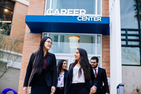 UCR students at career center