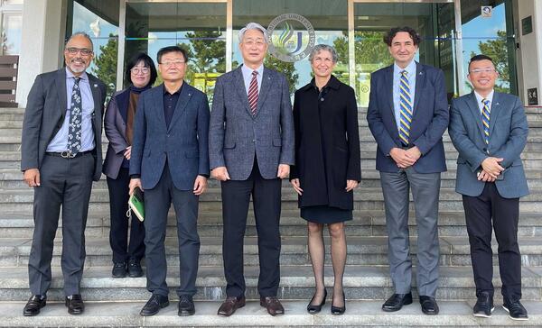 Jeju University with Provost